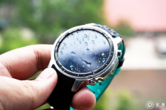 一款科技但也实用的手表 真时手表试